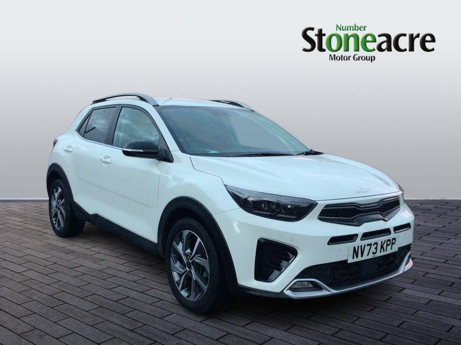 Used Kia Stonic 2023 for sale - 76899170: Photo 1