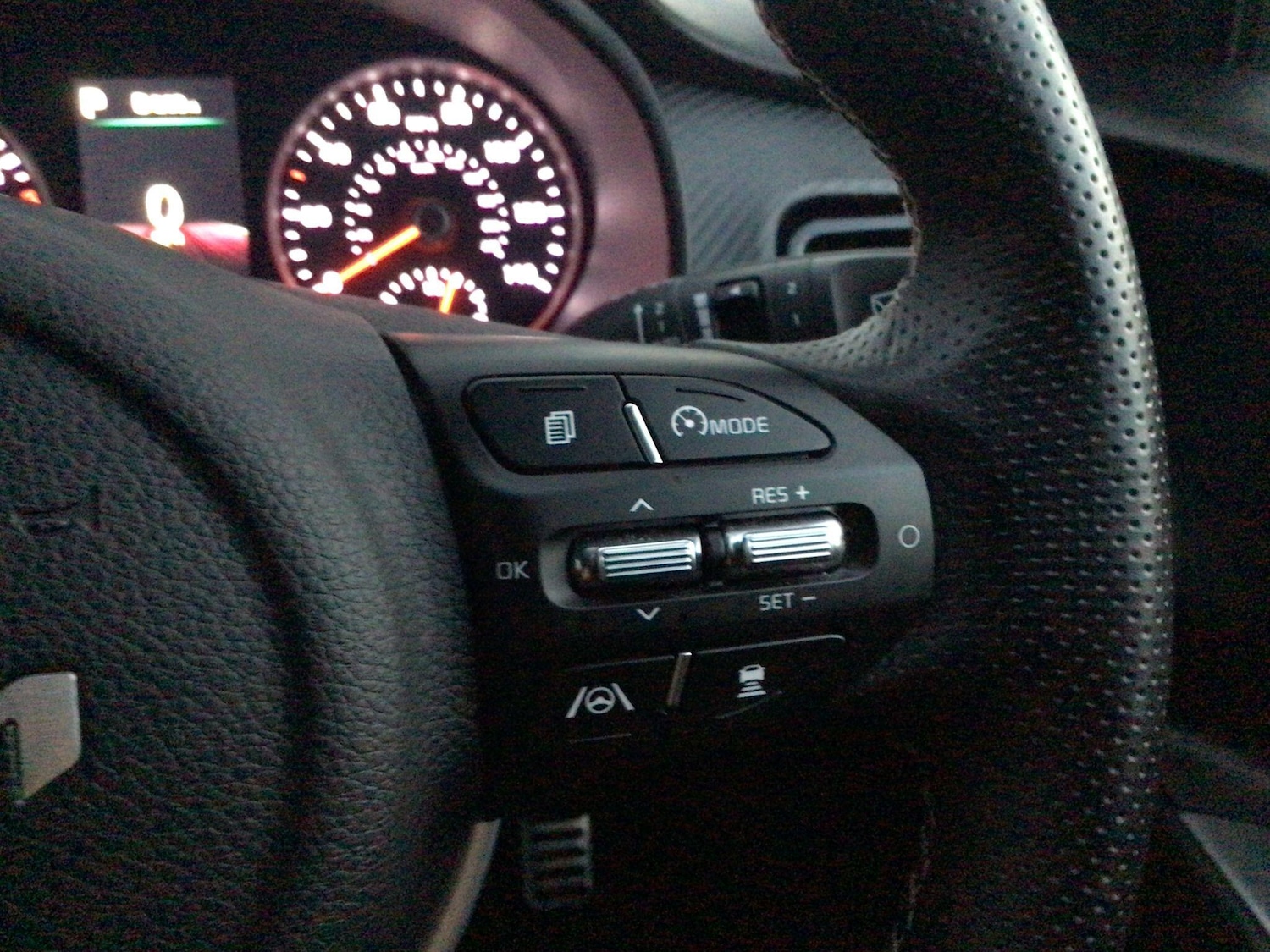 Used Kia Stonic 2023 for sale - 76899170: Photo 16