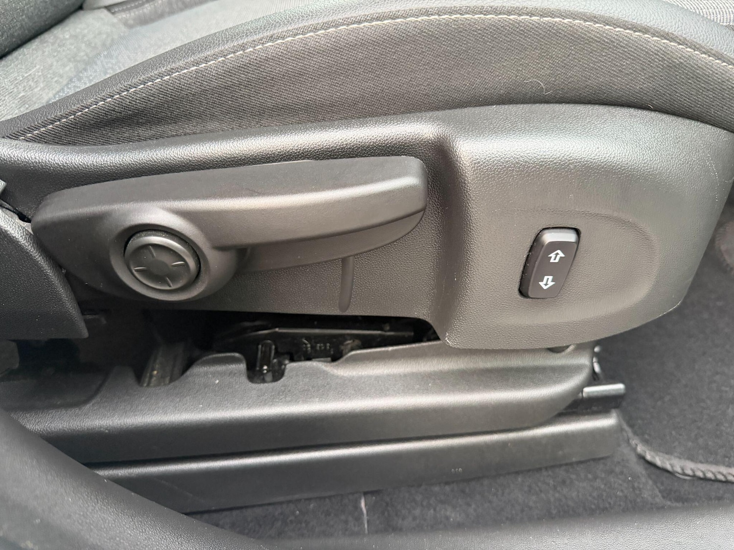 Used Vauxhall Crossland 2021 for sale - 77029570: Photo 17