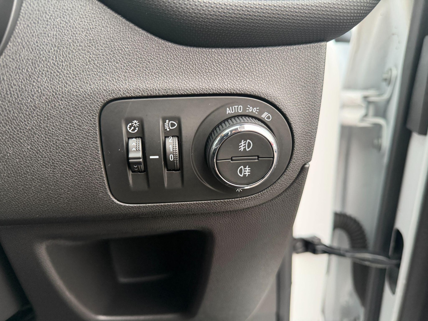 Used Vauxhall Crossland 2021 for sale - 77029570: Photo 18