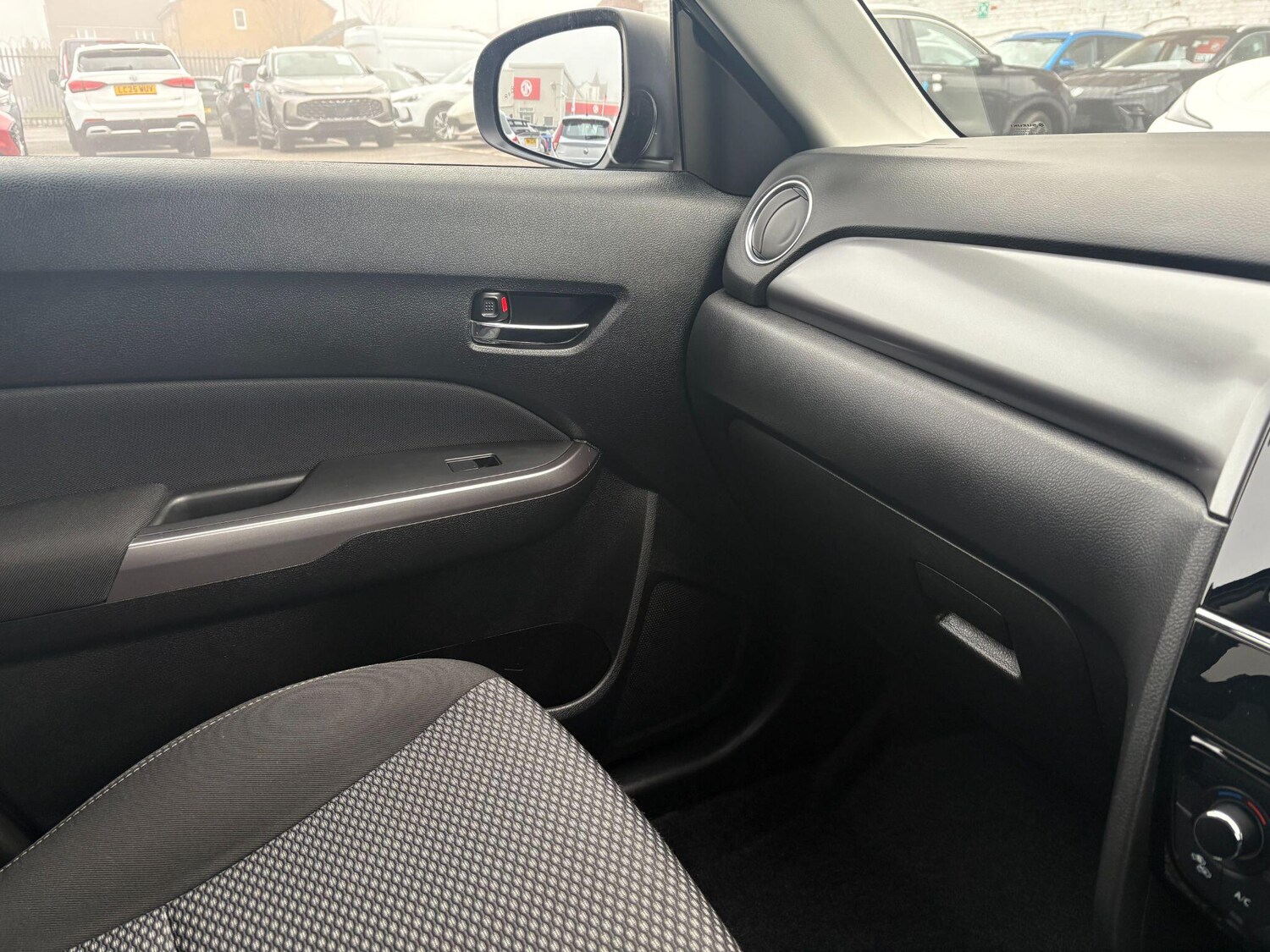 Used Suzuki Vitara for sale - 77497538: Photo 27