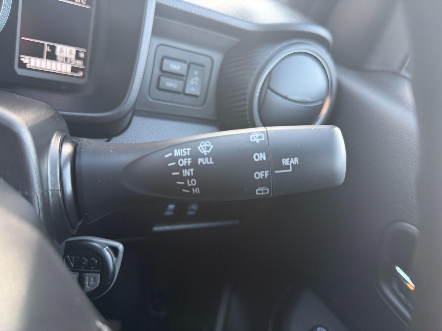 Used Suzuki Ignis 2023 for sale - 76608350: Photo 21