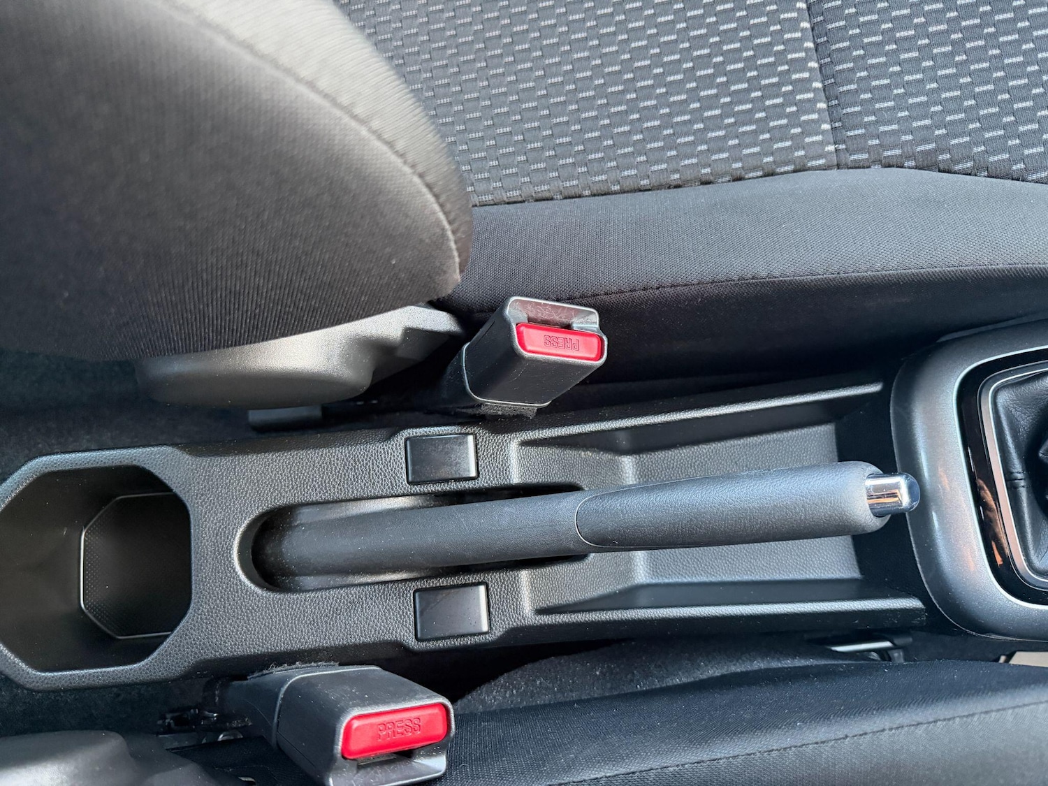 Used Suzuki Ignis 2023 for sale - 76608350: Photo 28