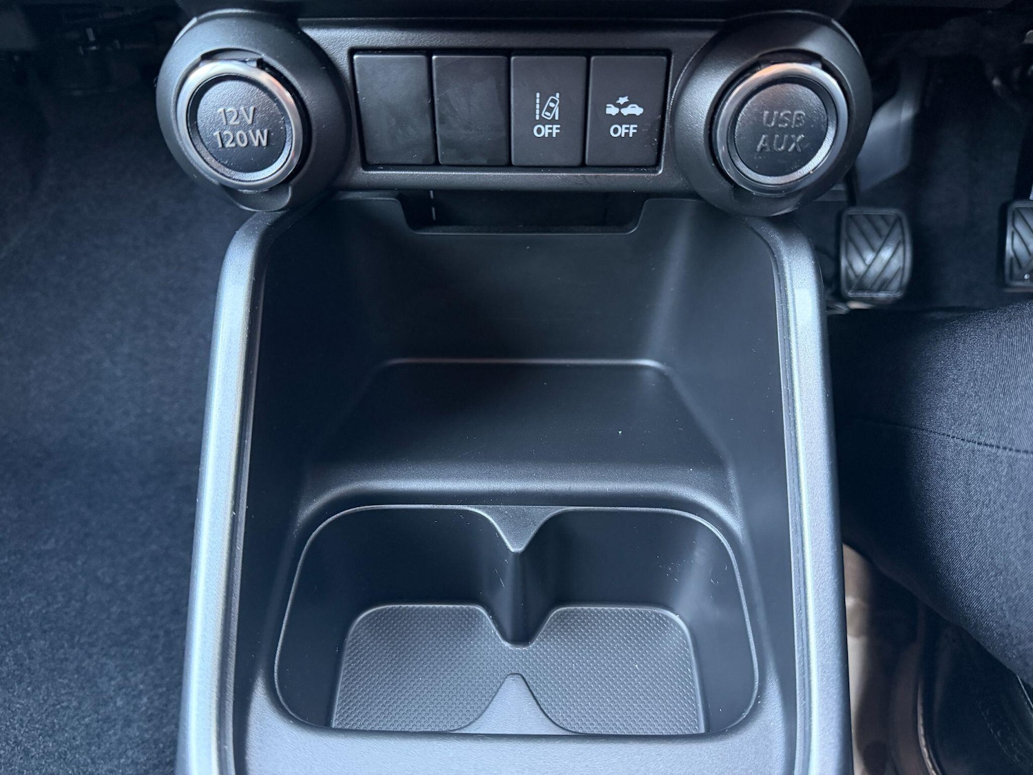 Used Suzuki Ignis 2023 for sale - 76608350: Photo 29