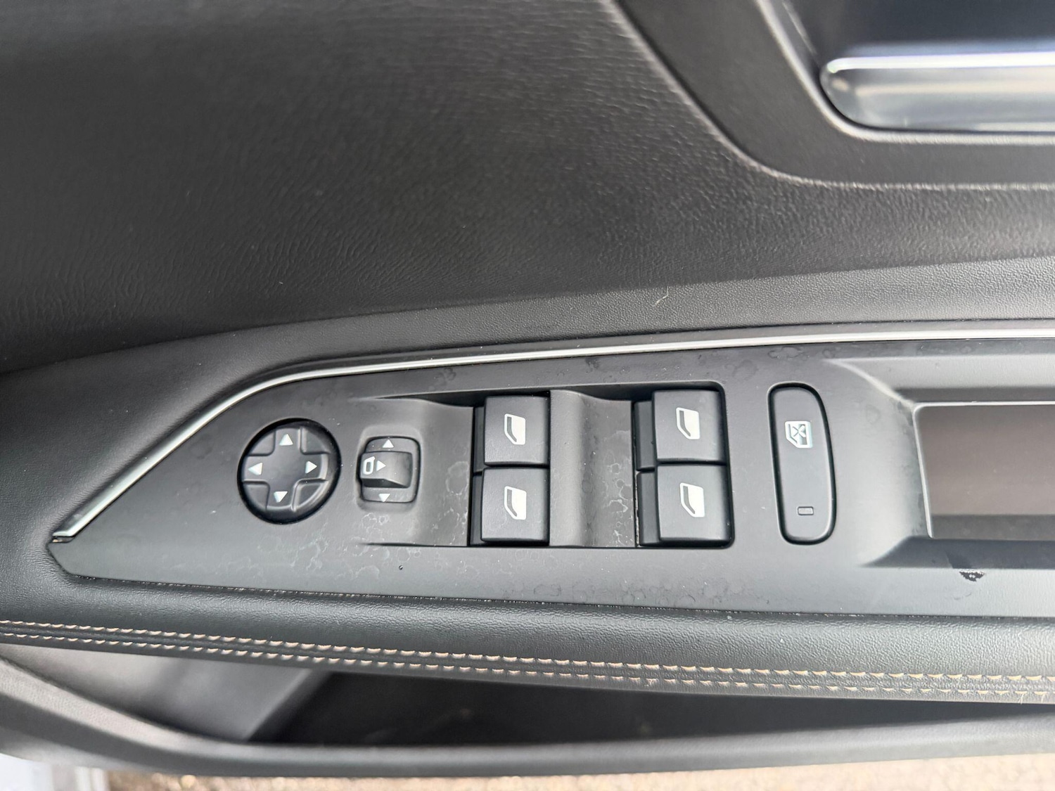 Used Peugeot 3008 2024 for sale - 76886175: Photo 17