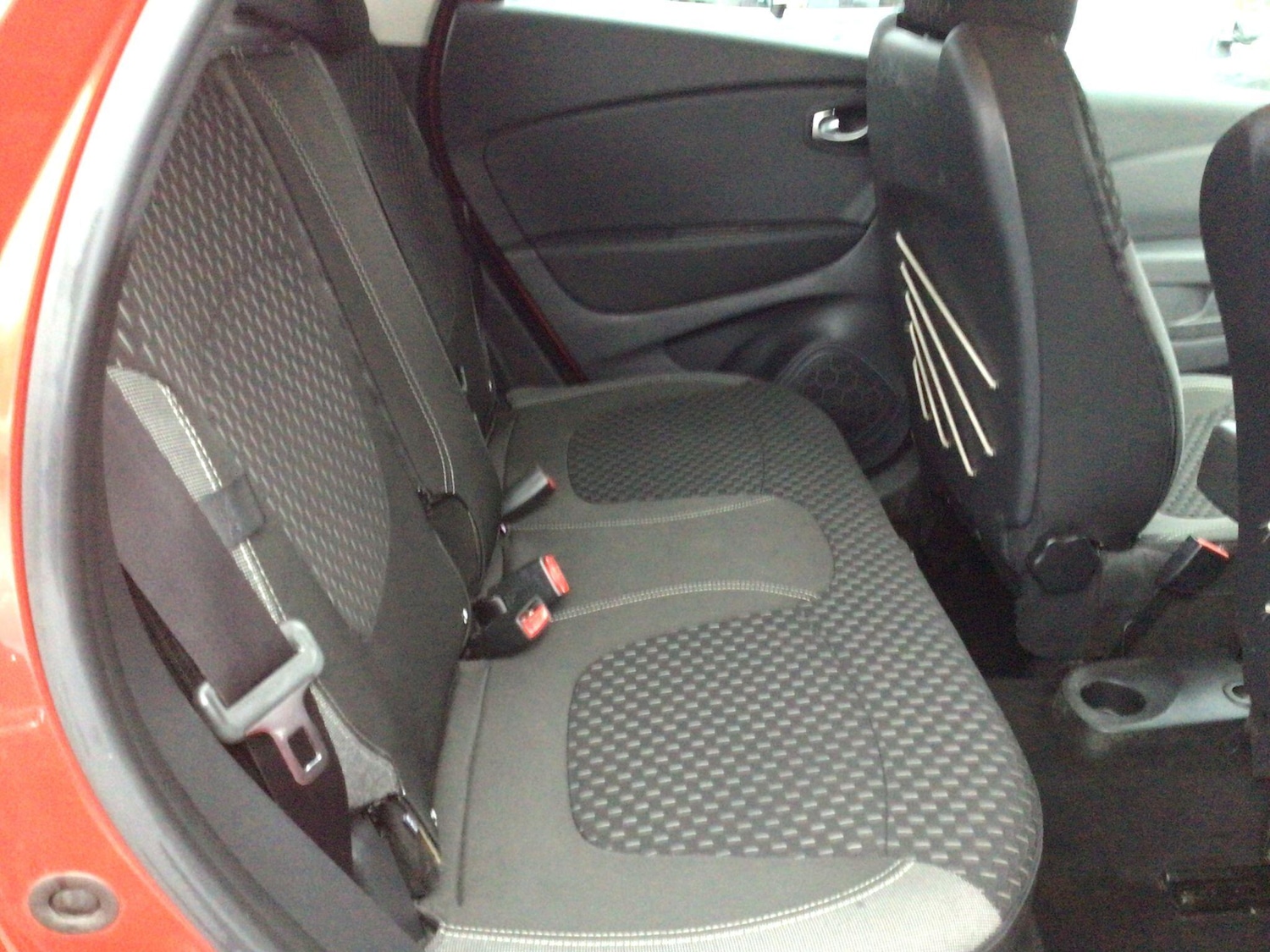 Used Renault Captur for sale - 77683980: Photo 12