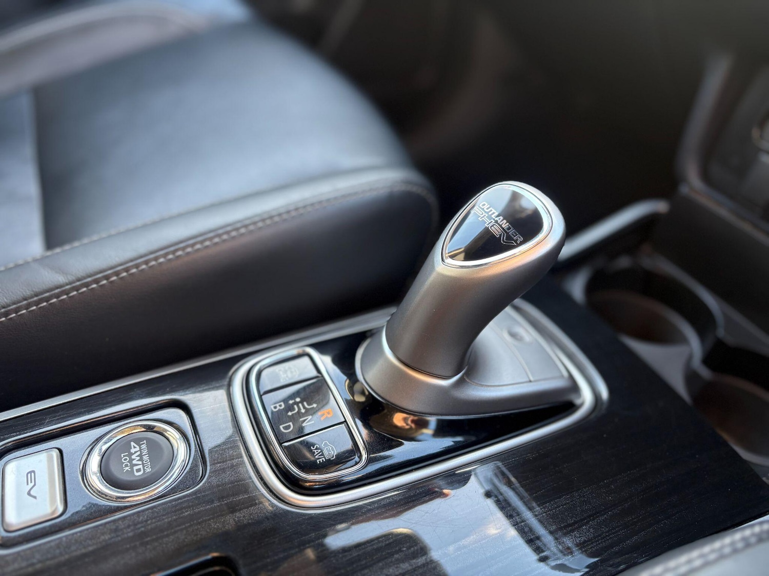 Used Mitsubishi Outlander 2017 for sale - 76388167: Photo 10