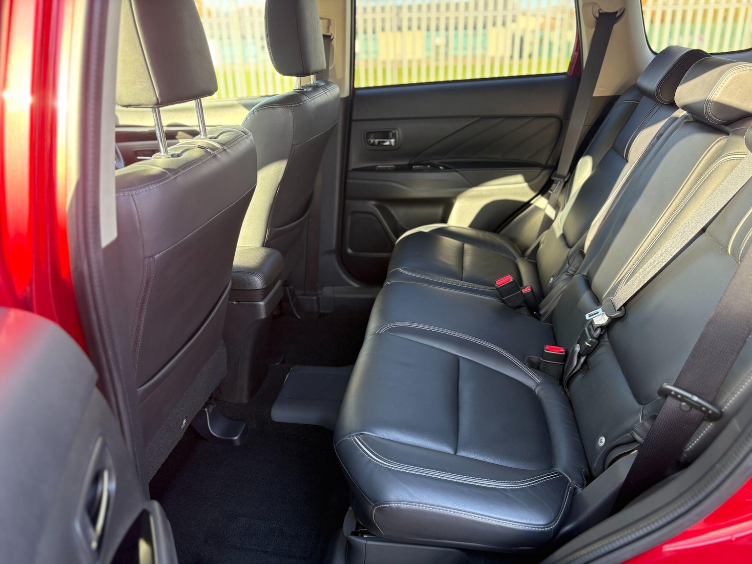 Used Mitsubishi Outlander 2017 for sale - 76388167: Photo 11