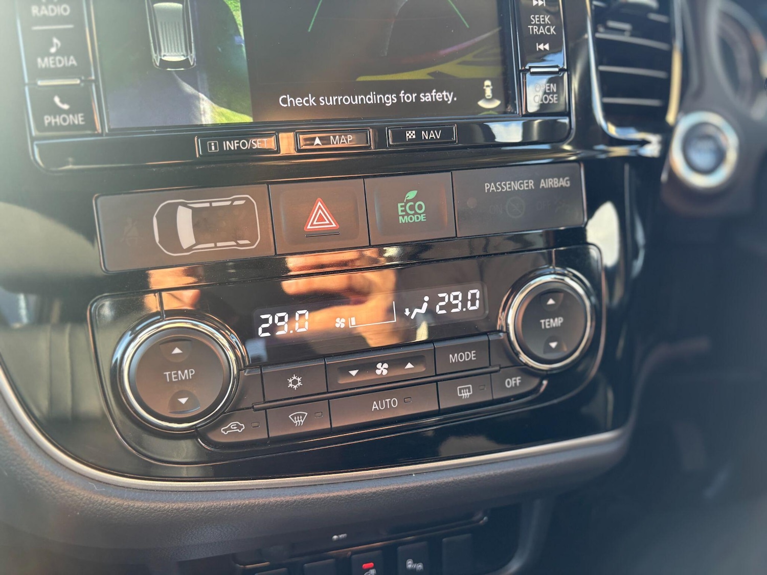 Used Mitsubishi Outlander 2017 for sale - 76388167: Photo 31