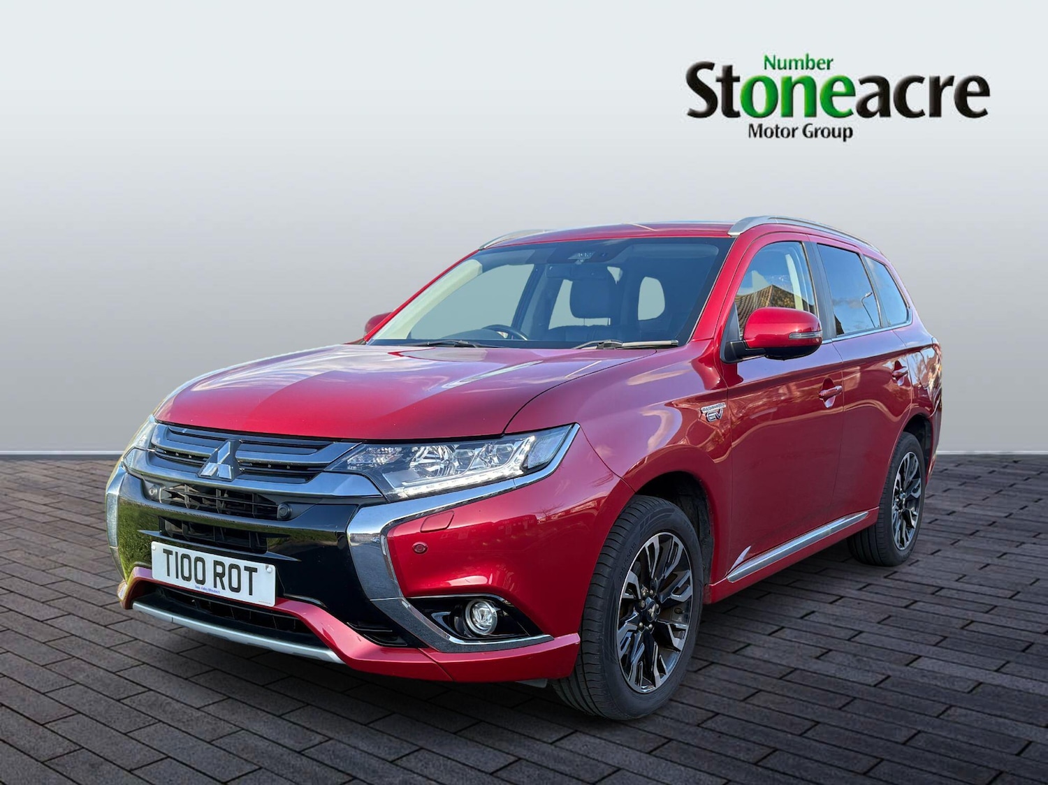 Used Mitsubishi Outlander 2017 for sale - 76388167: Photo 4