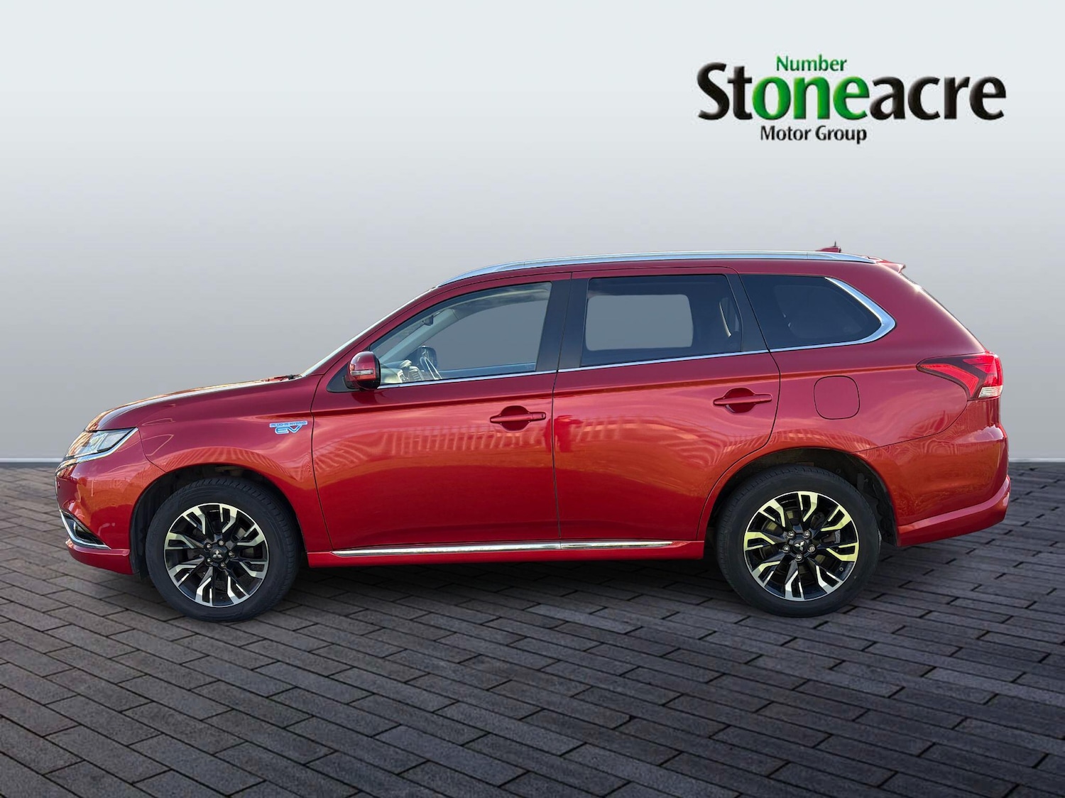 Used Mitsubishi Outlander 2017 for sale - 76388167: Photo 9