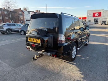 Used Mitsubishi Shogun 2014 for sale - 77892996: Photo