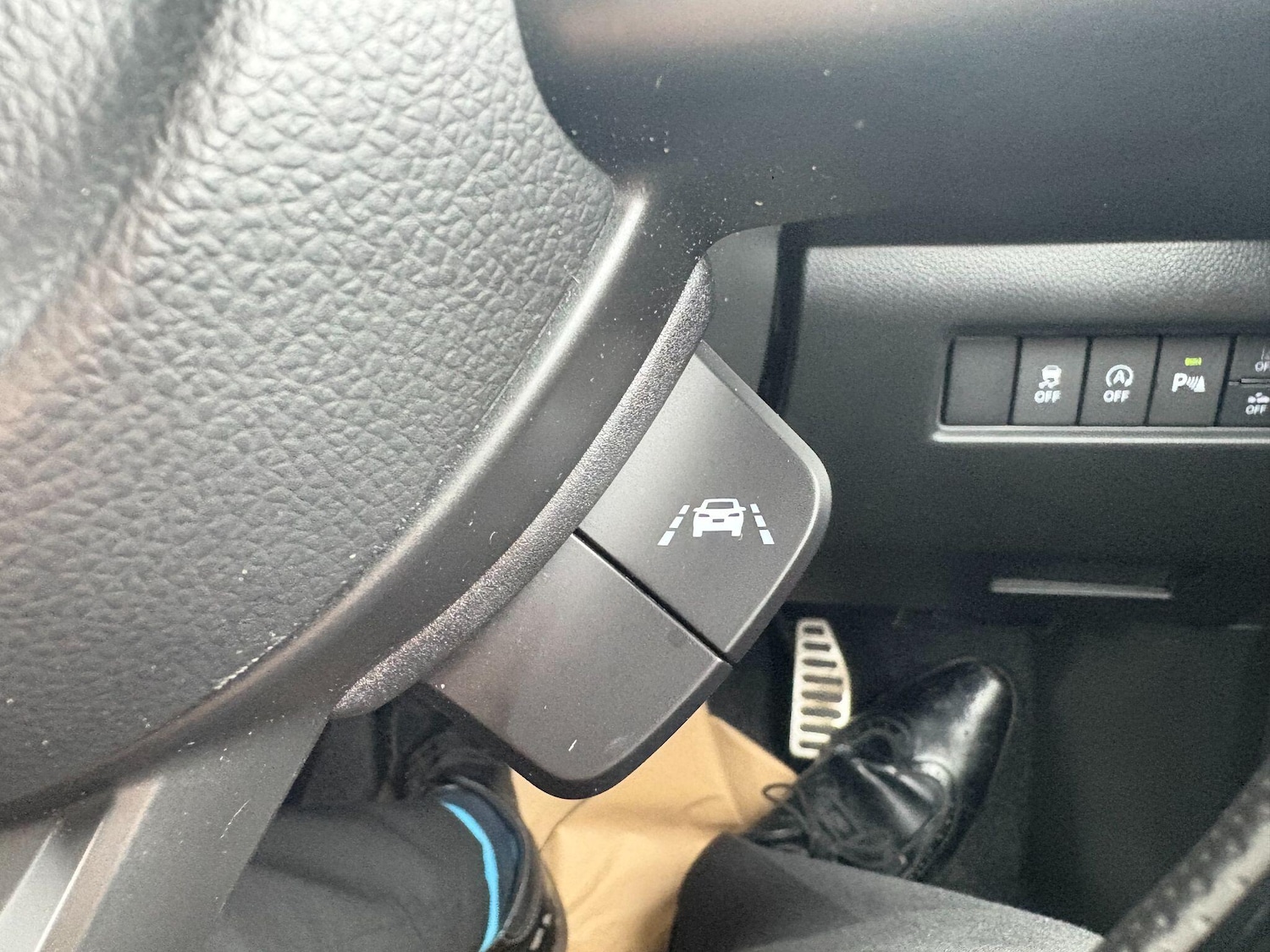 Used Suzuki Swift 2023 for sale - 77352076: Photo 30