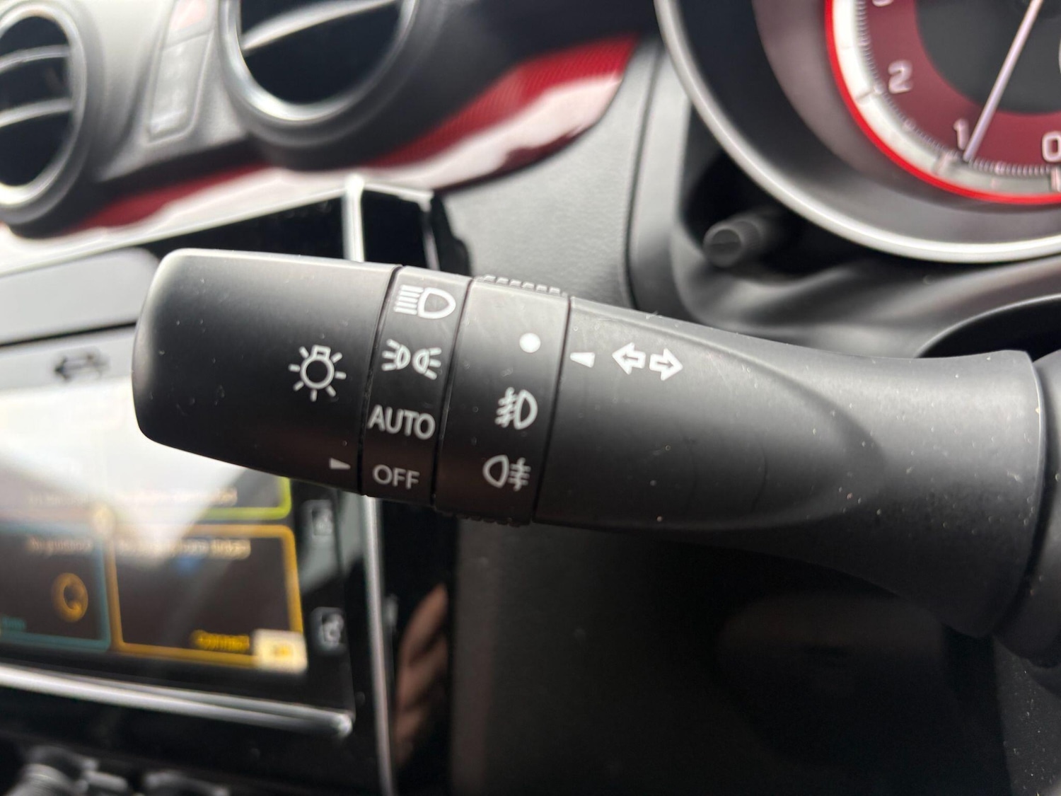 Used Suzuki Swift 2023 for sale - 77352076: Photo 32