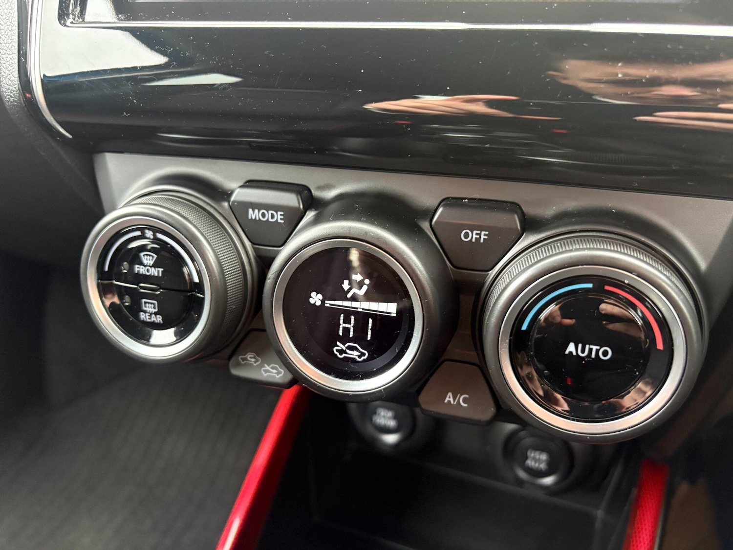 Used Suzuki Swift 2023 for sale - 77352076: Photo 43