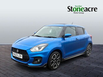 Used Suzuki Swift 2023 for sale - 77352076: Photo