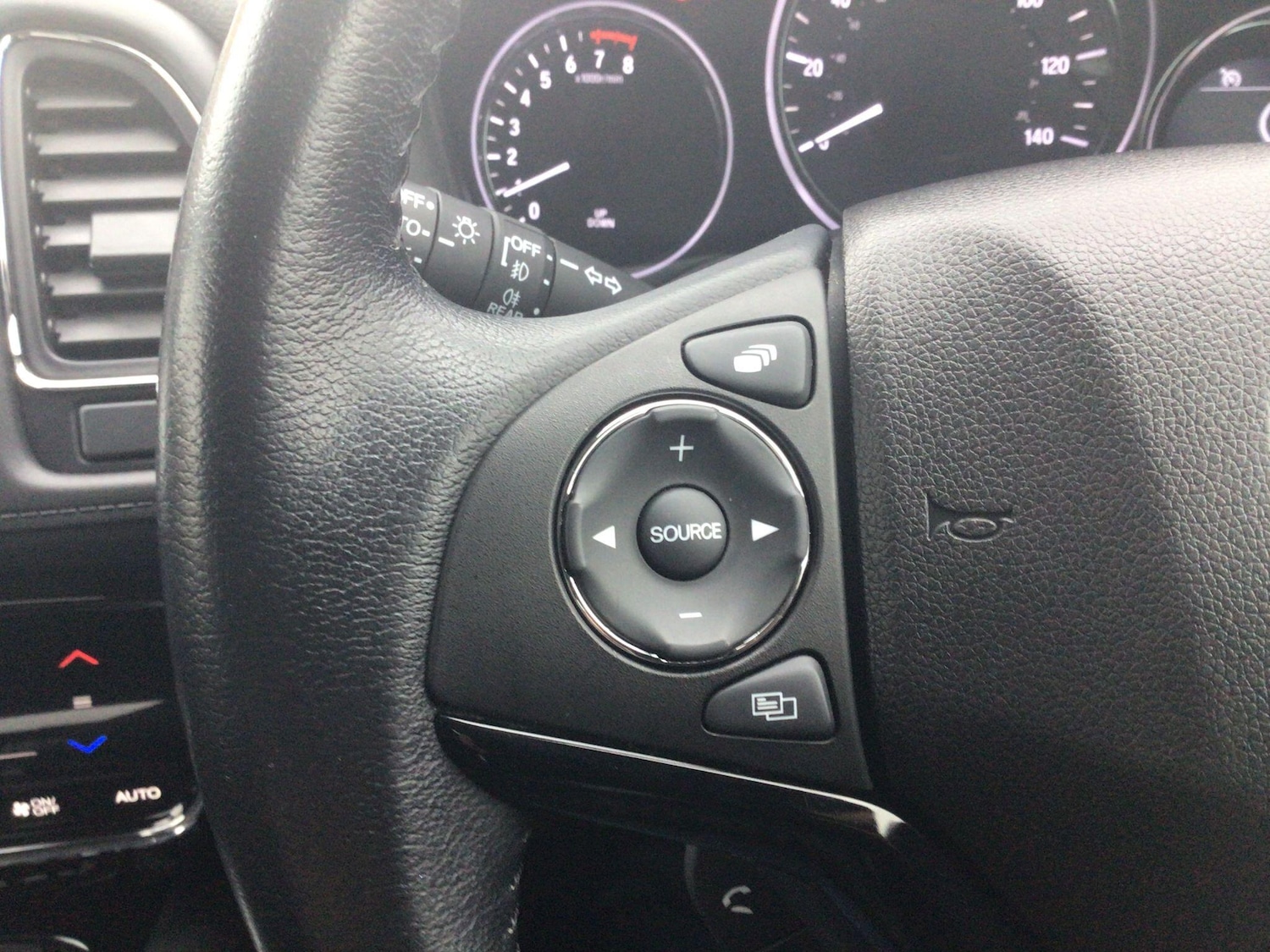 Used Honda HR-V 2020 for sale - 76294633: Photo 22