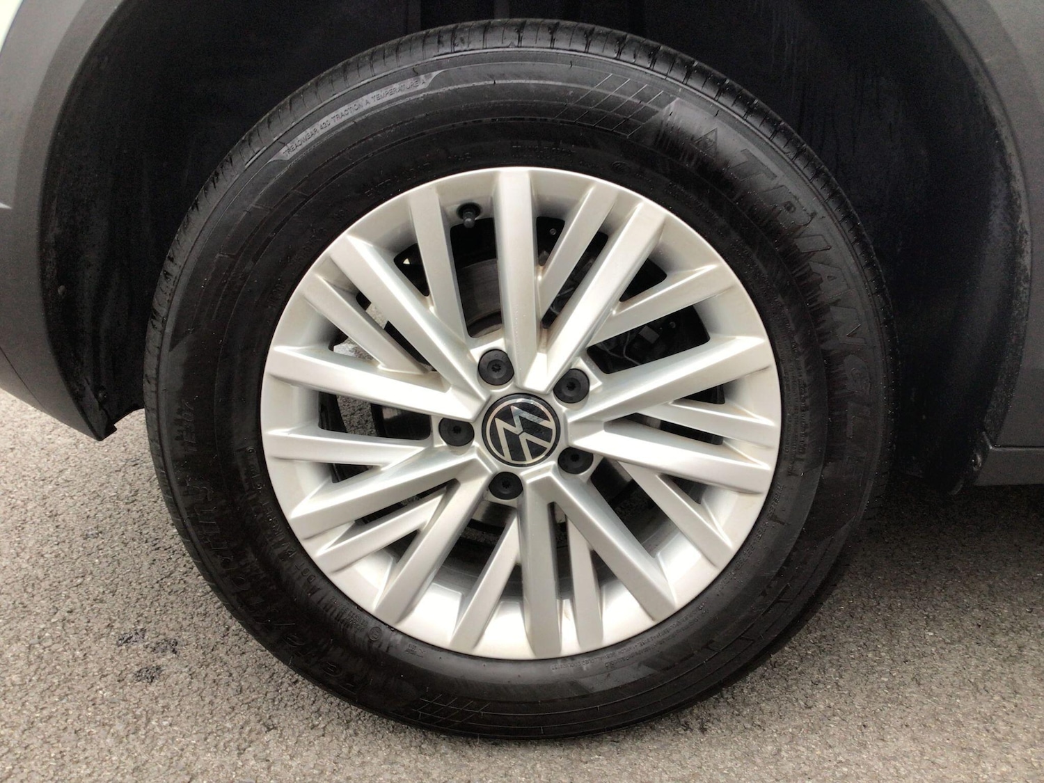 Used Volkswagen T-Roc 2022 for sale - 76377340: Photo 11