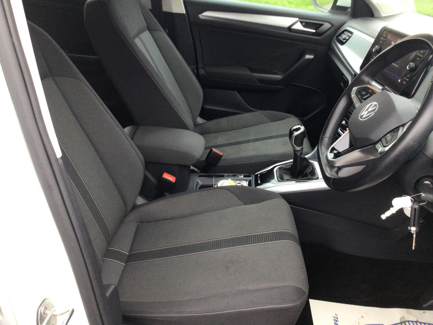 Used Volkswagen T-Roc 2022 for sale - 76377340: Photo 13