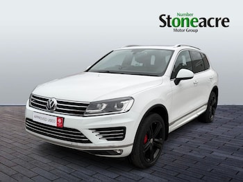 Used Volkswagen Touareg 2017 for sale - 77892657: Photo