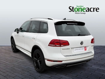 Used Volkswagen Touareg 2017 for sale - 77892657: Photo