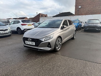 Used Hyundai i20 2023 for sale - 77497506: Photo