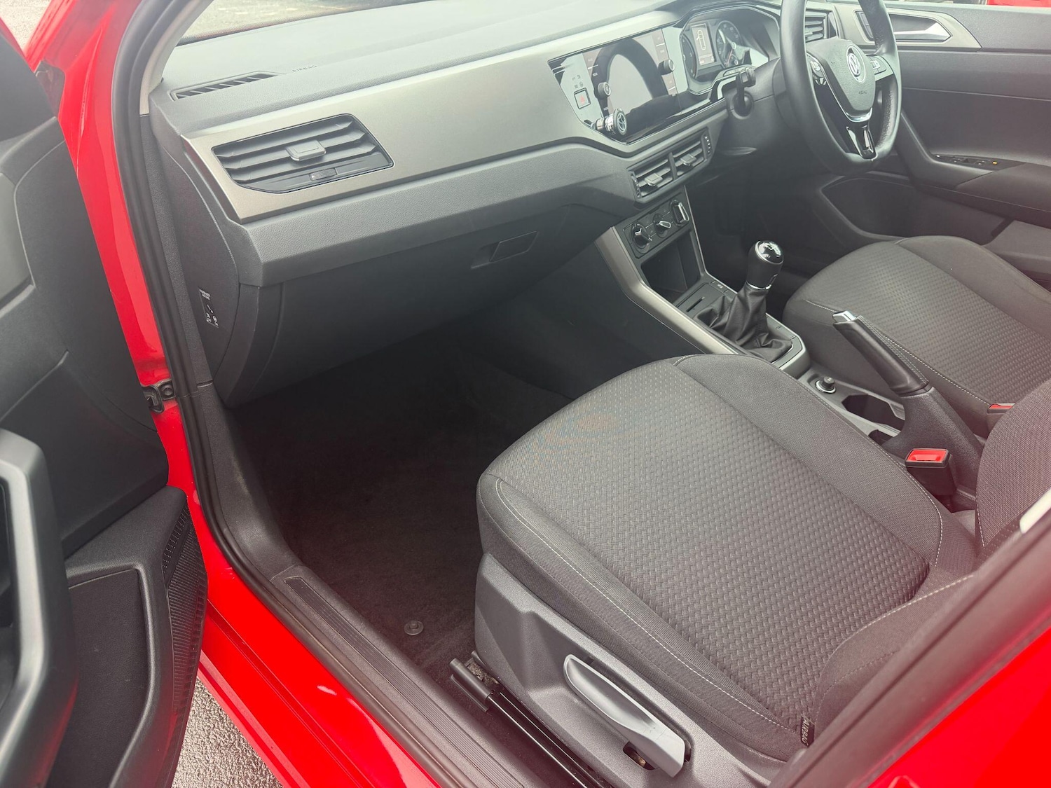 Used Volkswagen Polo 2019 for sale - 76592358: Photo 15