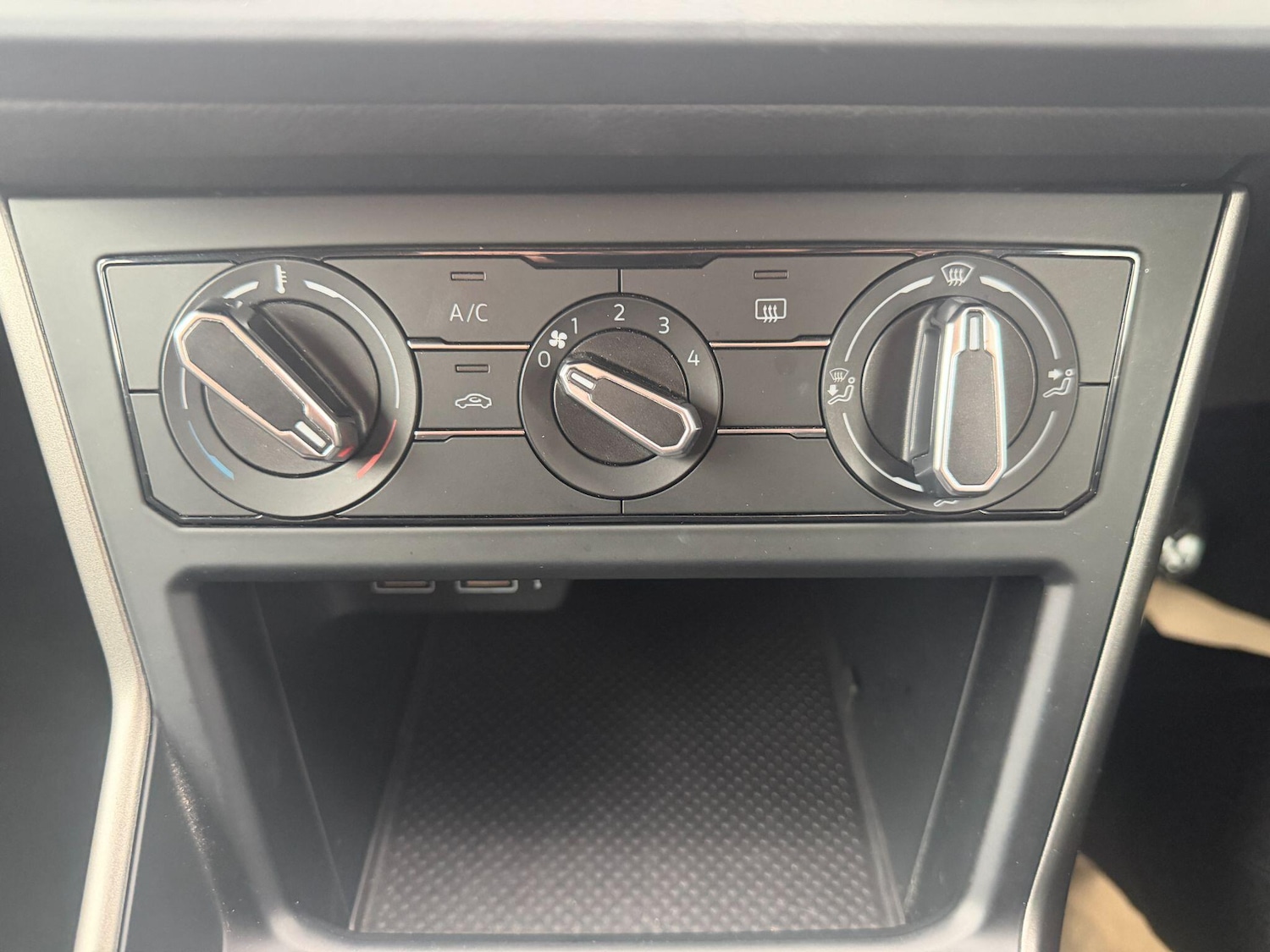 Used Volkswagen Polo 2019 for sale - 76592358: Photo 29