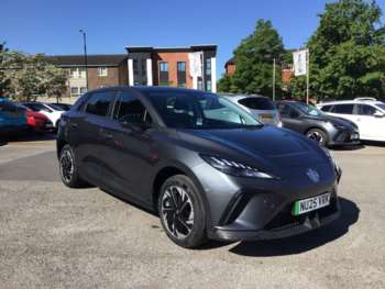 2025 (25) - 64kWh SE Long Range Hatchback 5dr Electric Auto (203 ps)