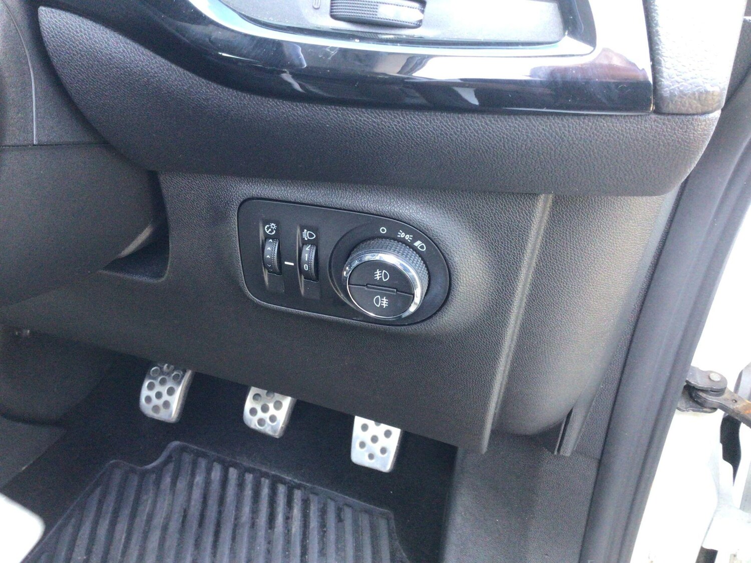 Used Vauxhall Corsa 2015 for sale - 78157088: Photo 13