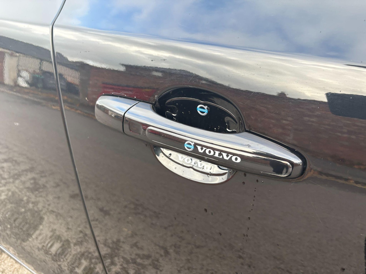 Used Volvo V40 2018 for sale - 76327227: Photo 15