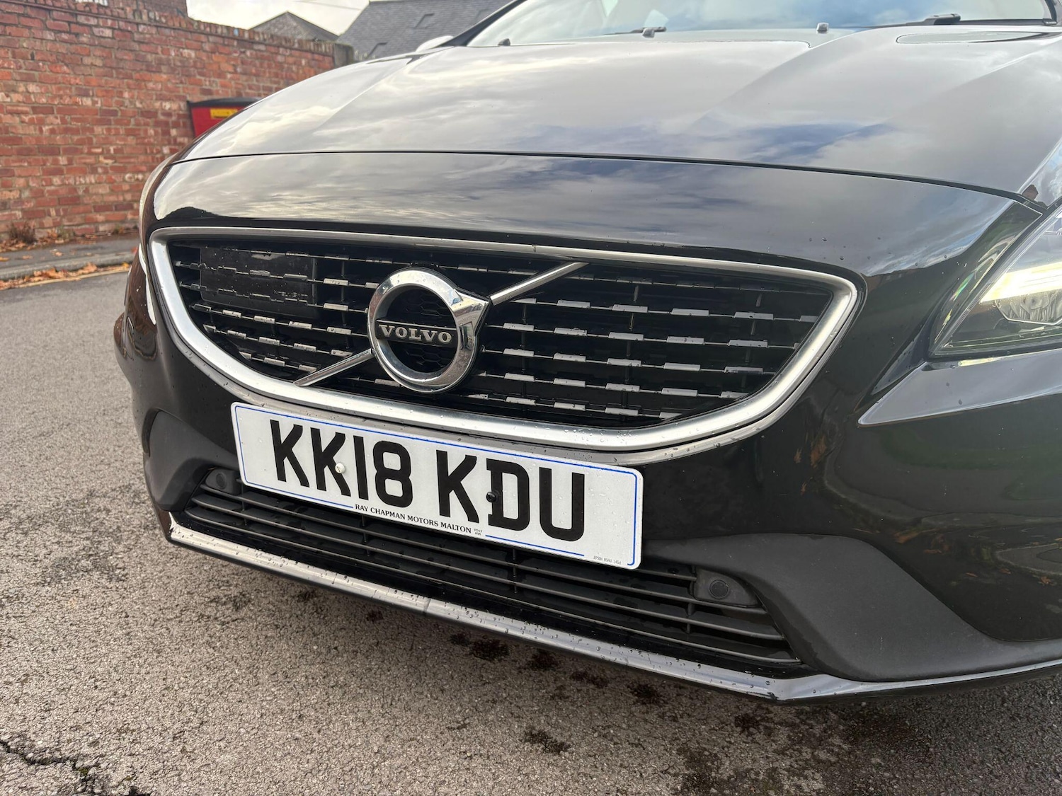 Used Volvo V40 2018 for sale - 76327227: Photo 17