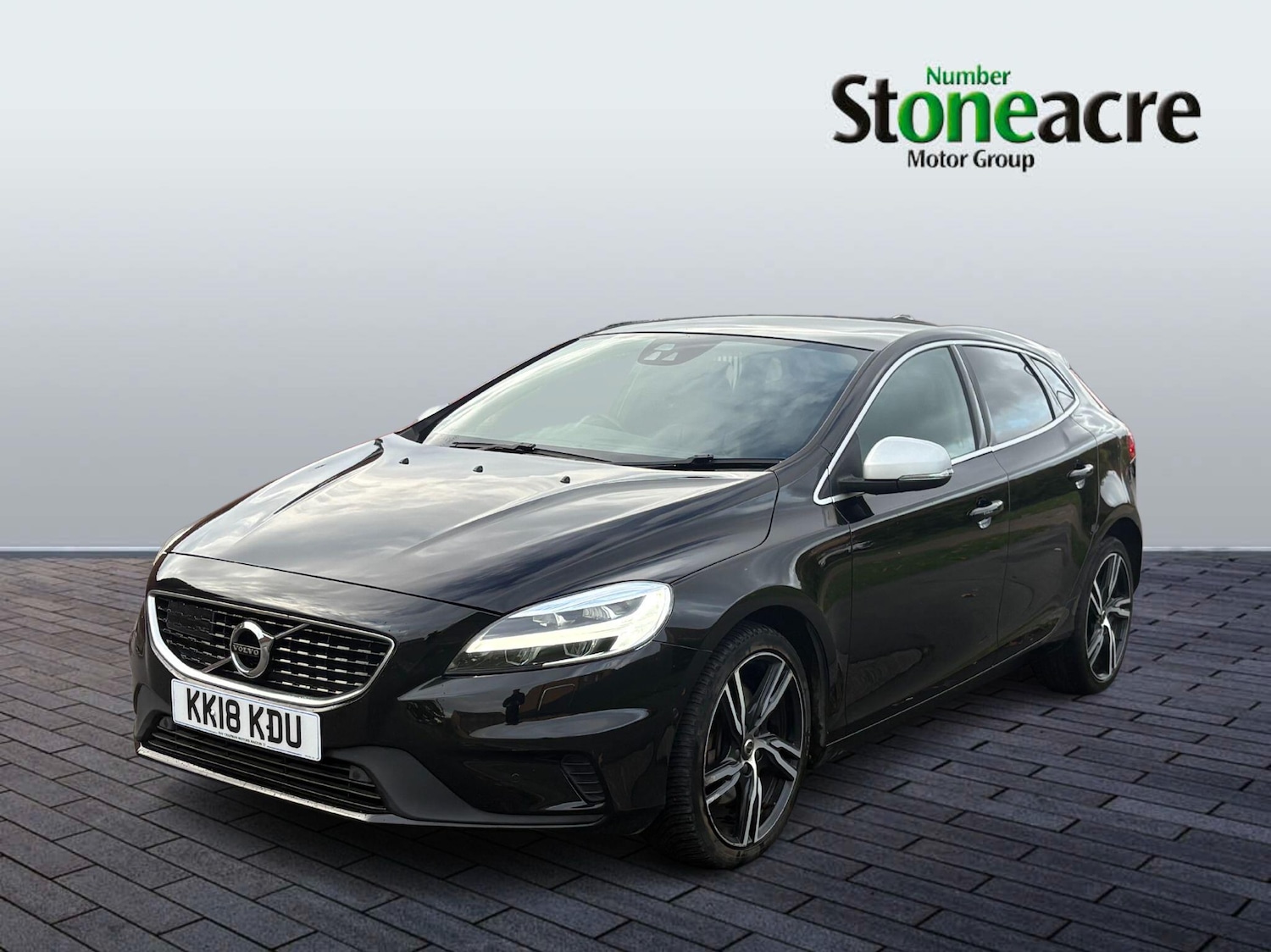 Used Volvo V40 2018 for sale - 76327227: Photo 4