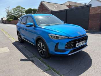 2025 (25) - 1.5 Hybrid+ Trophy SUV 5dr Petrol Hybrid Auto Euro 6 (s/s) (196 ps)