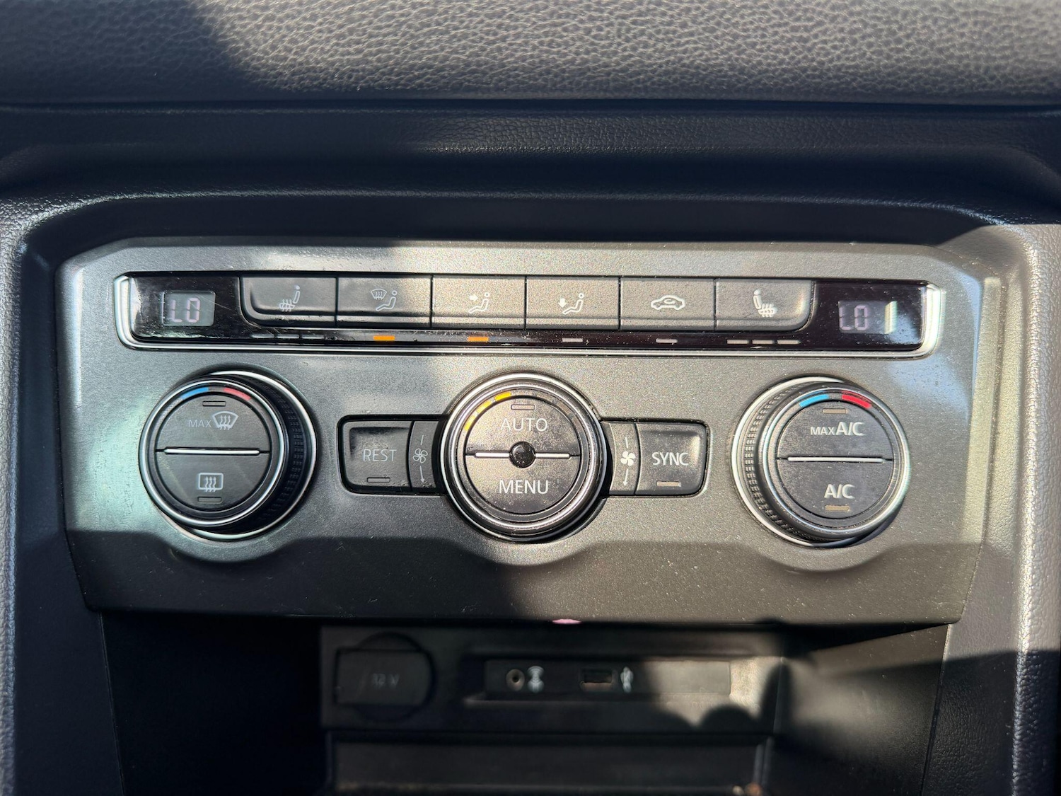 Used Volkswagen Tiguan 2017 for sale - 78185236: Photo 30