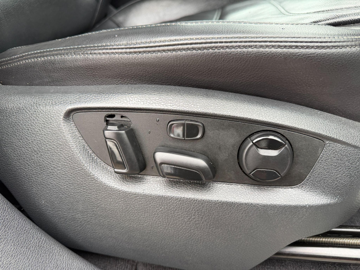 Used Volkswagen Touareg 2017 for sale - 78019528: Photo 19