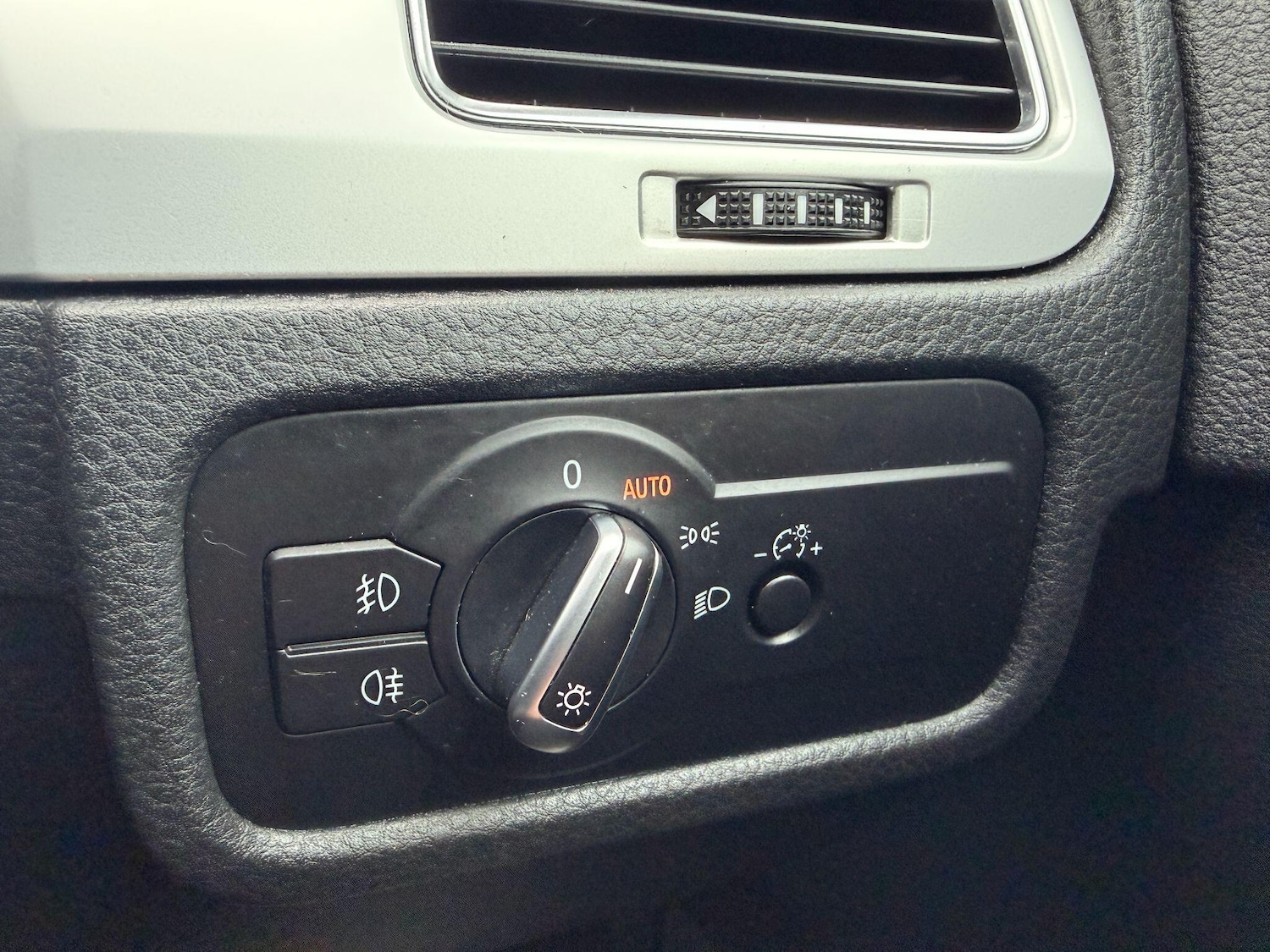 Used Volkswagen Touareg 2017 for sale - 78019528: Photo 21