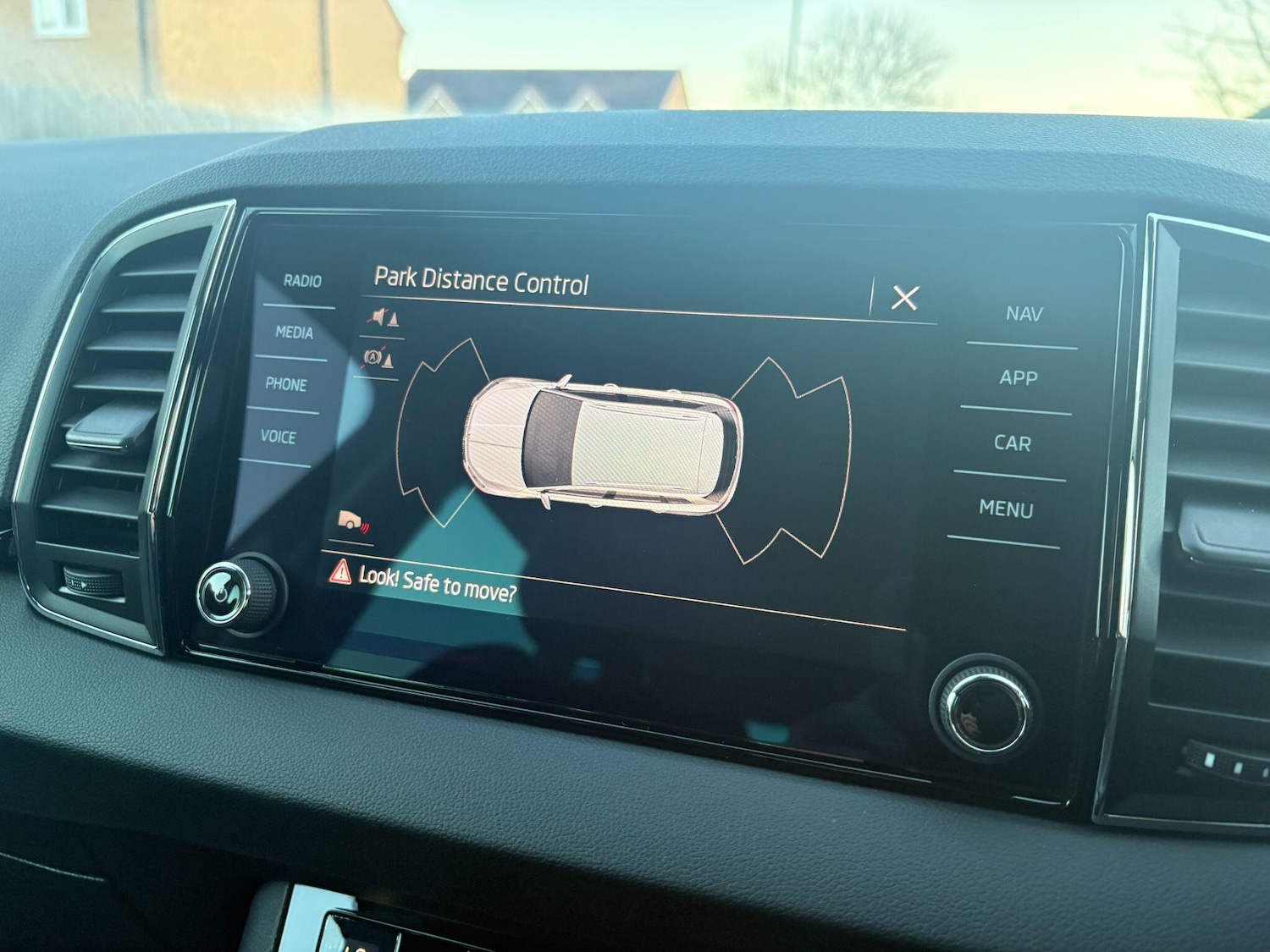 Used Skoda Karoq 2023 for sale - 76765628: Photo 16