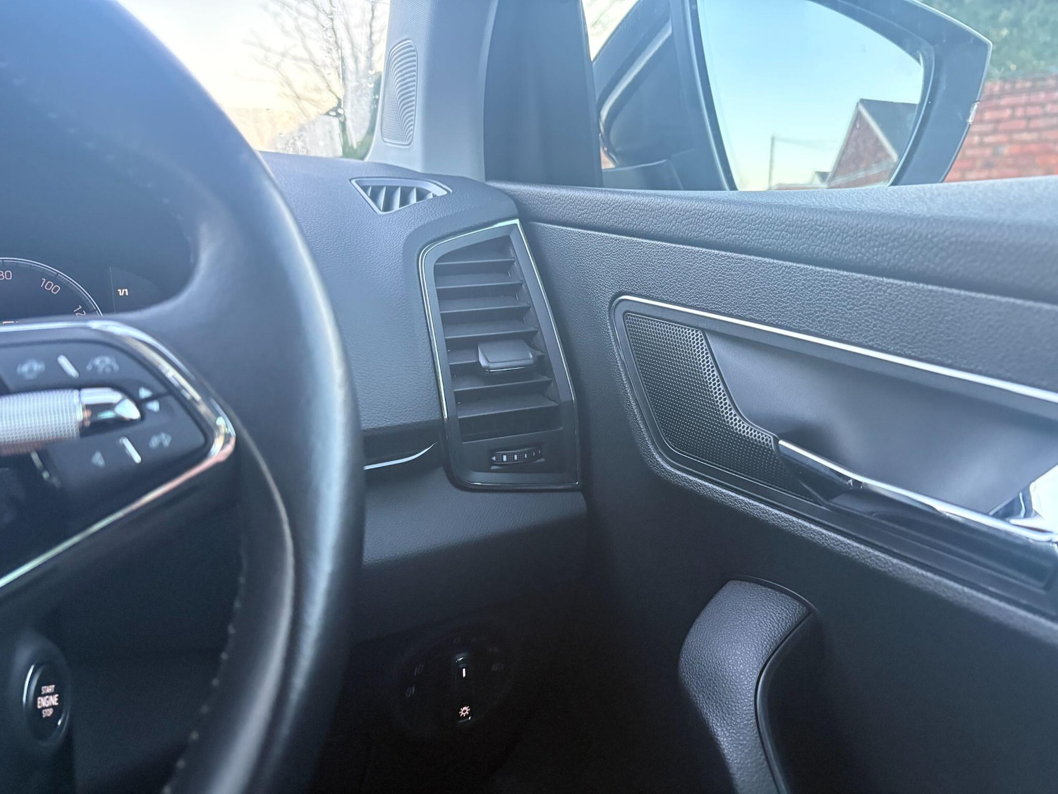 Used Skoda Karoq 2023 for sale - 76765628: Photo 18