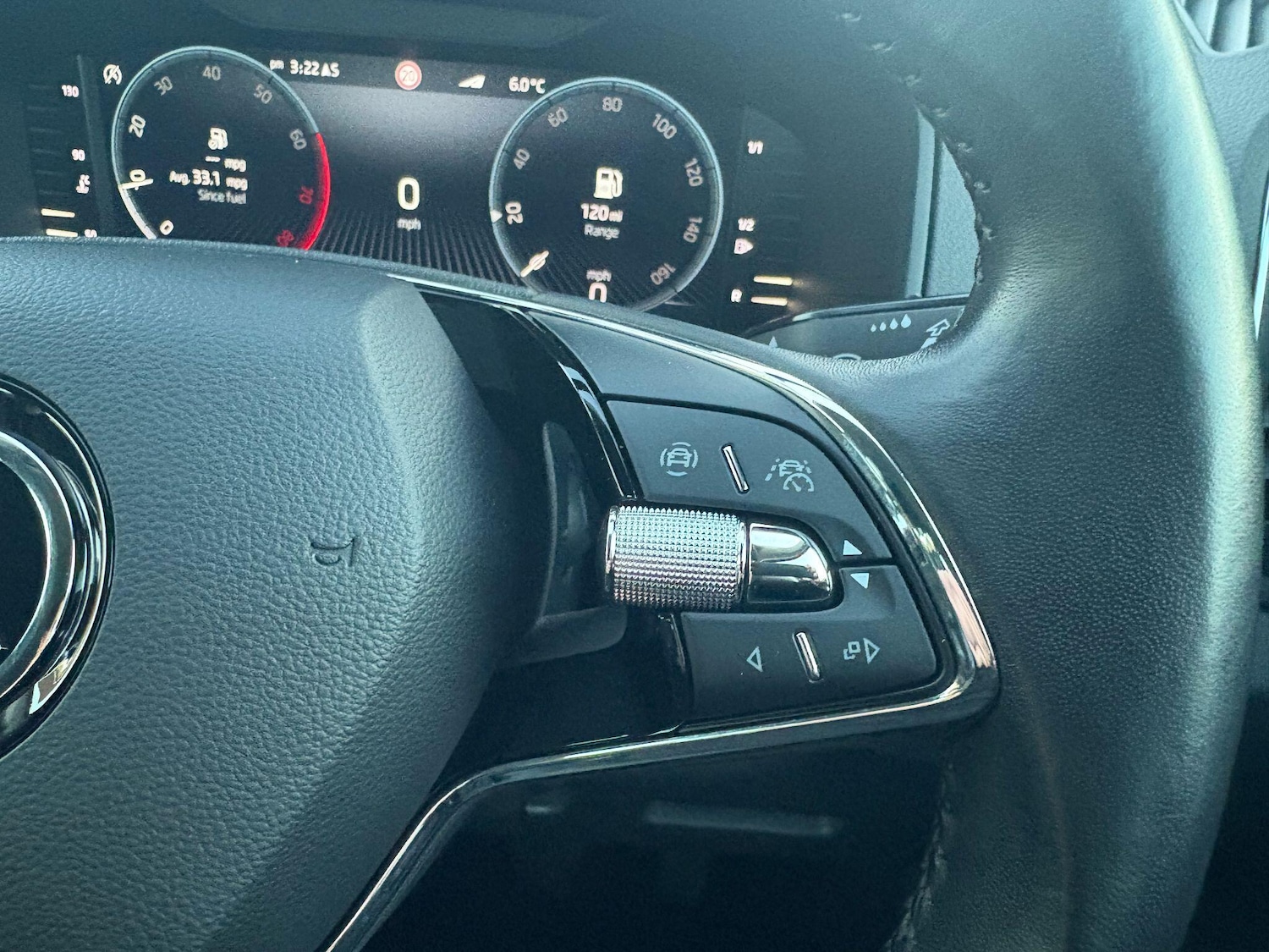 Used Skoda Karoq 2023 for sale - 76765628: Photo 19