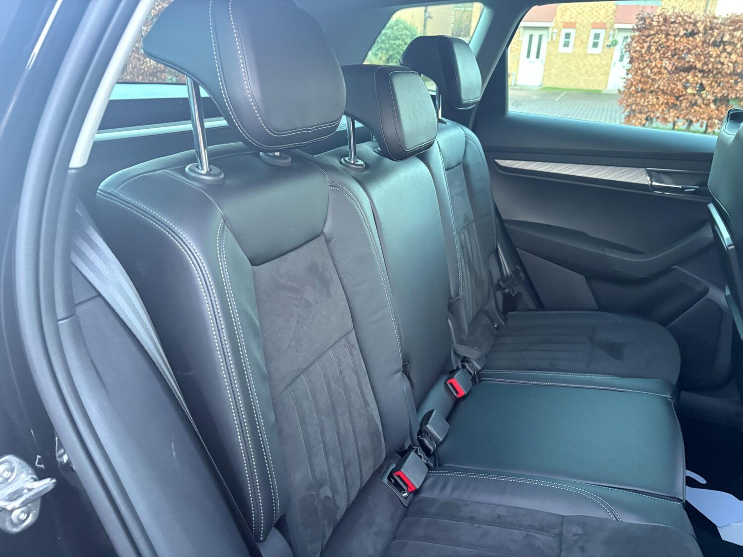 Used Skoda Karoq 2023 for sale - 76765628: Photo 27