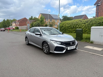 Used Honda Civic 2018 for sale - 78561307: Photo