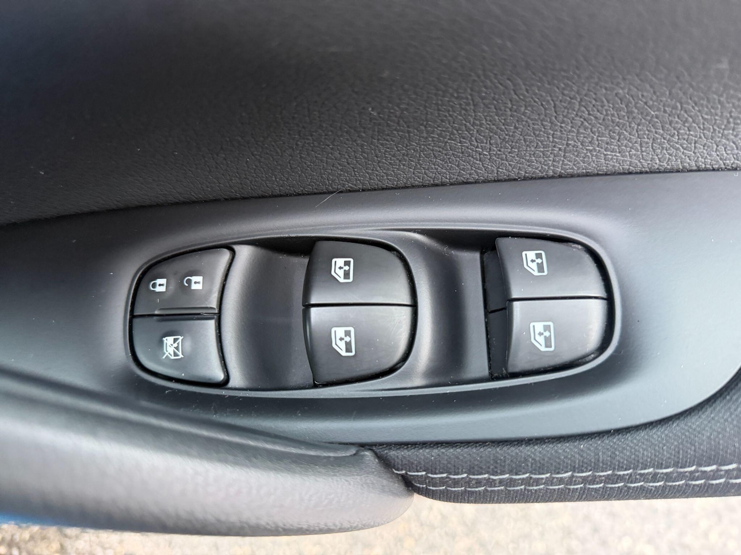 Used Nissan Qashqai 2017 for sale - 77144201: Photo 17