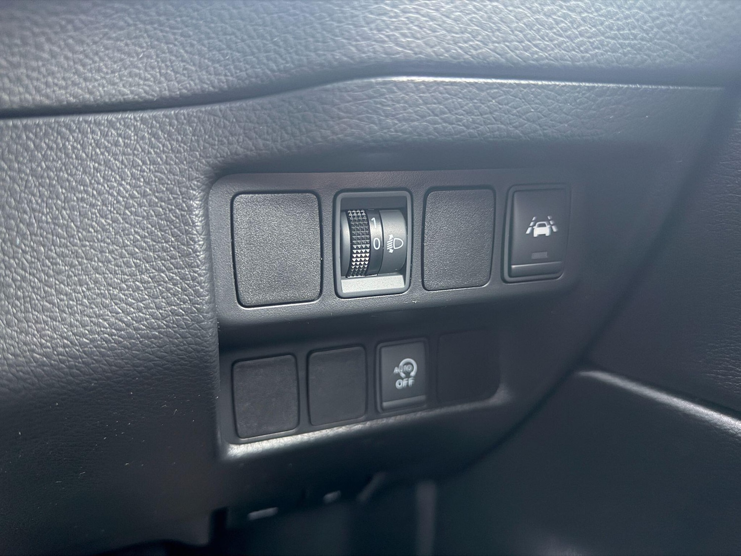 Used Nissan Qashqai 2017 for sale - 77144201: Photo 21