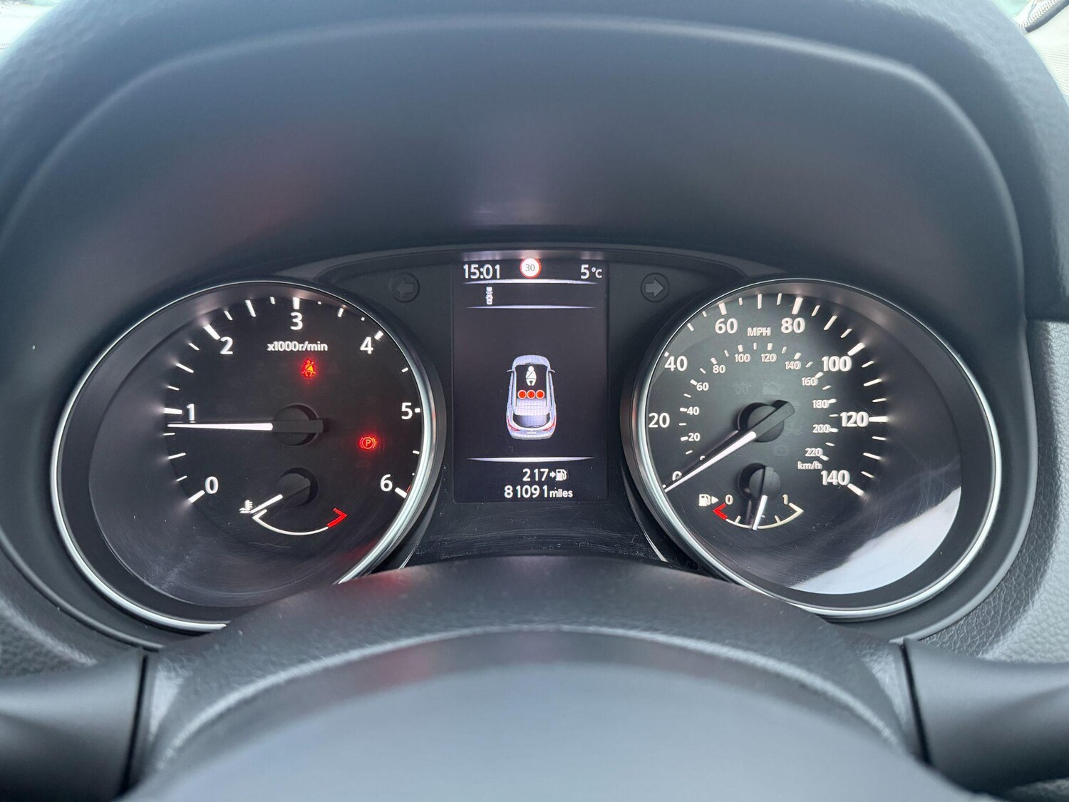 Used Nissan Qashqai 2017 for sale - 77144201: Photo 24