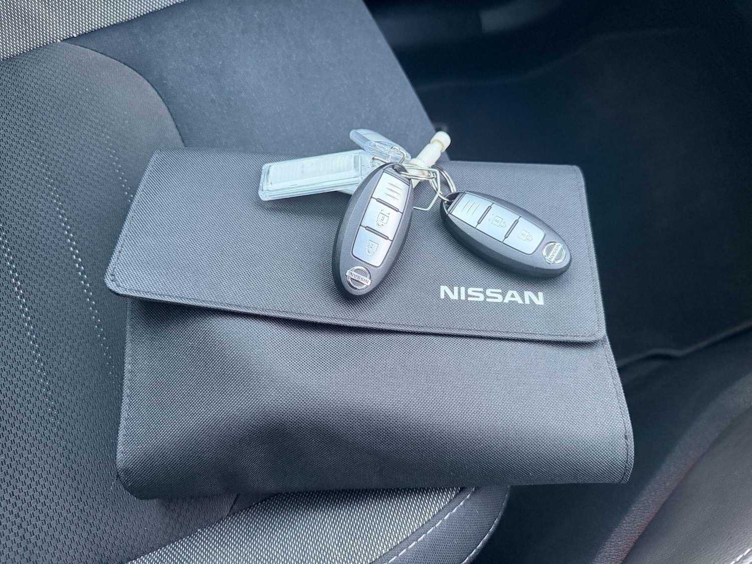 Used Nissan Qashqai 2017 for sale - 77144201: Photo 42