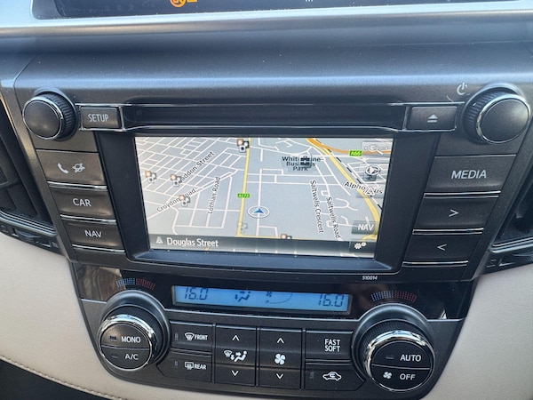 Used Toyota RAV4 2015 for sale - 76122279: Photo 30