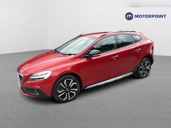 Used Volvo V40 2018 for sale - 79344710: Photo