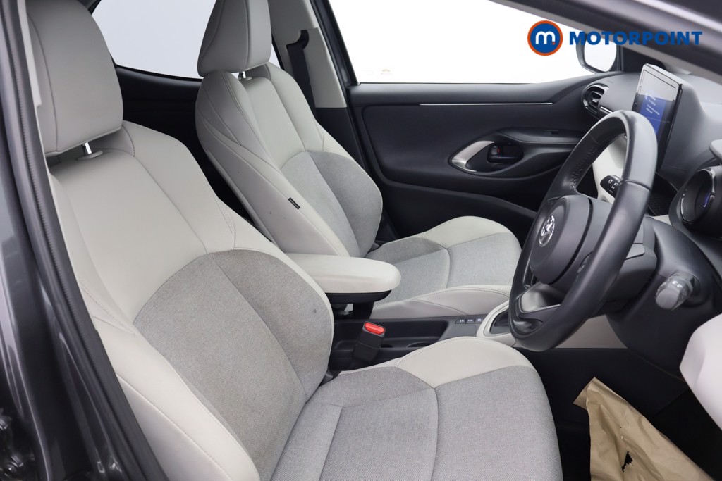 Used Toyota Yaris 2023 for sale - 76767356: Photo 21