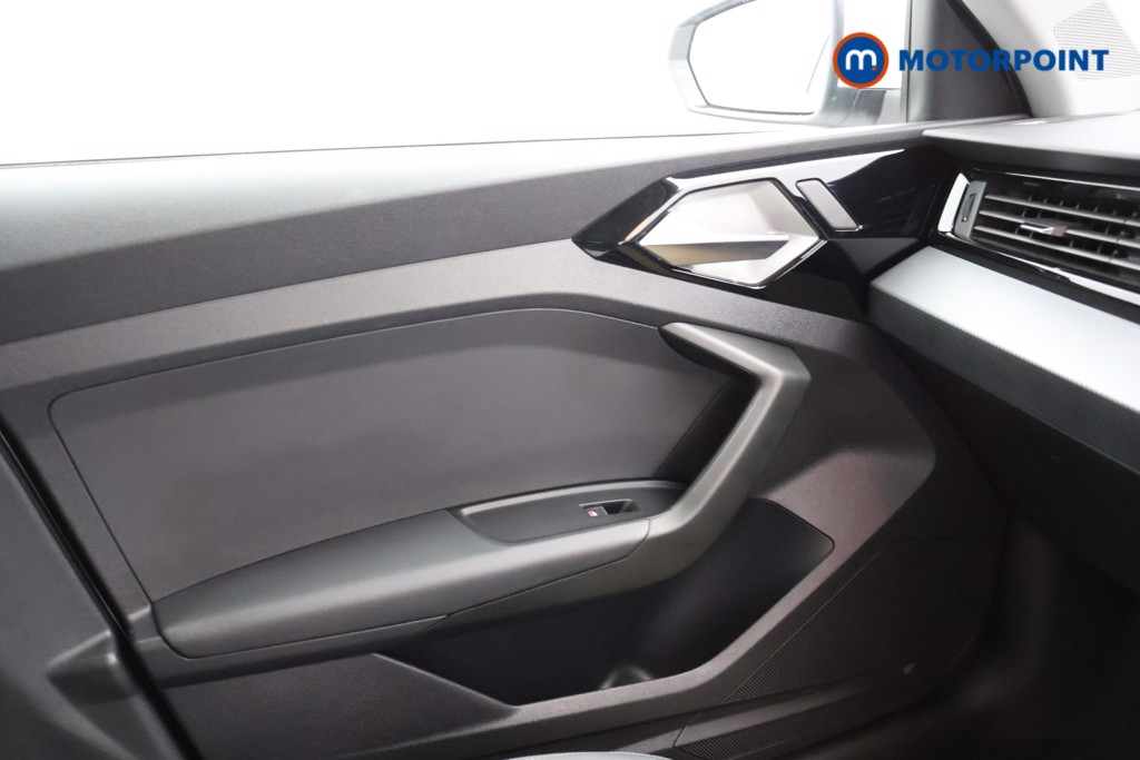 Used Audi A1 2023 for sale - 76557711: Photo 16